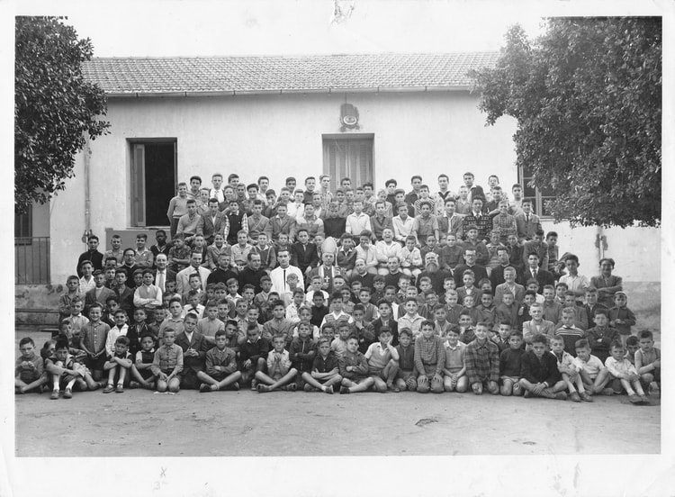 1957 - Toute l'école - Ecole saint-augustin à bouisseville
