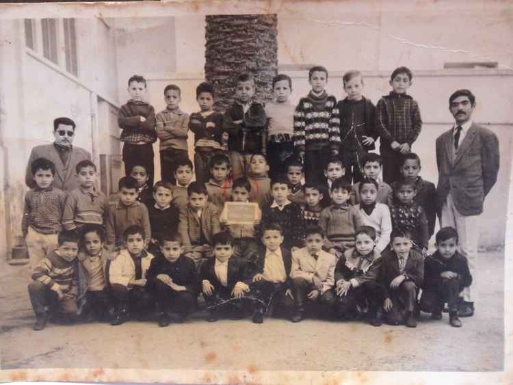 1966 - Photo de classe 1966 Ali BOUMENDJEL ex LUIS LUMIERE - Ecole  louis lumiere
