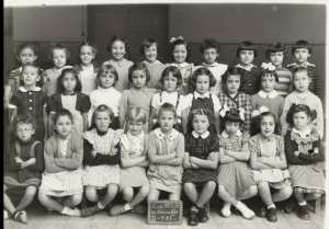 1953 - CE1 FILLE 1953/1954 - école duc des cars