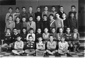 1954 - Cours moyen 2ème année et cours supérieur - école duc des cars