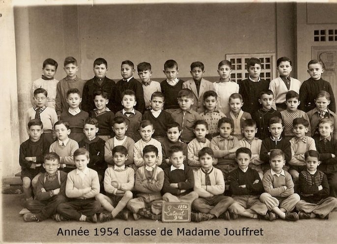 1954 - CE 2  Classe de Mme JOUFFRET - Ecole lutaud