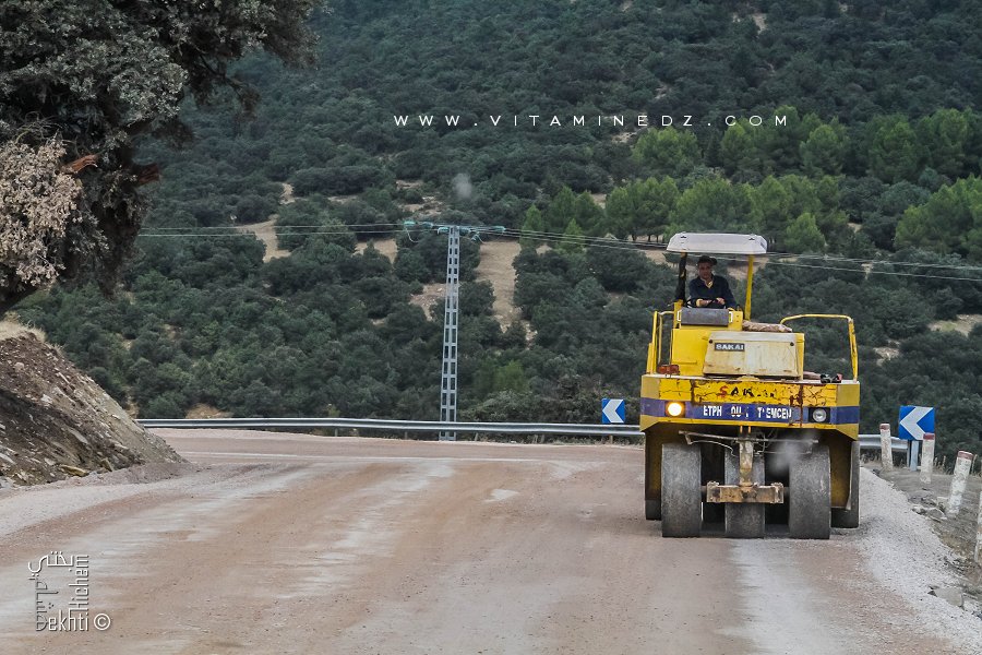 La route de Tirni (Terny) sinueuse et dangereuse l'hiver avec souvent du vers-glas