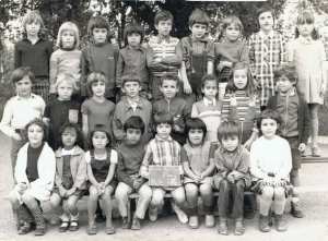1973 - CE1B - Ecole des pins
