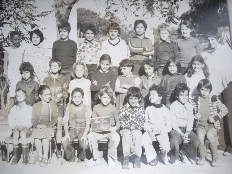 1977 - LES PINS CE2B - Ecole des pins