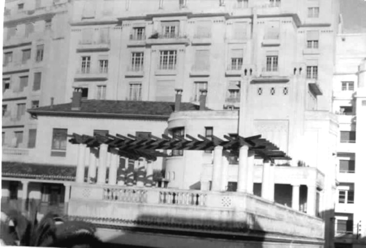 1970 - Terrasse récréation - Ecole dujonchay