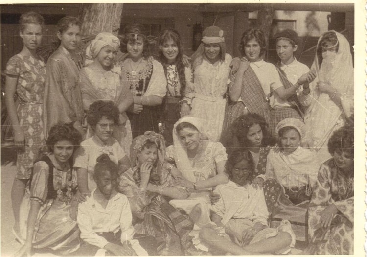 1963 - Plusieurs classes - Lycee ourida meddad elharrach