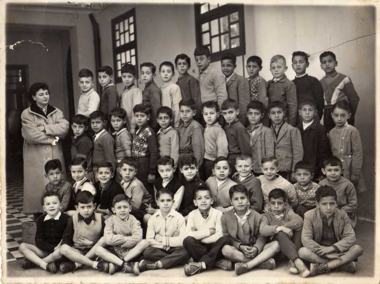 1954 - CE1954 - Ecole colonne voirol