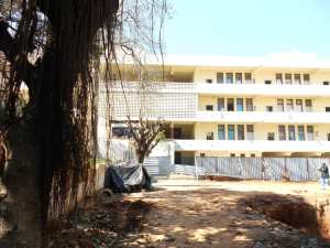 2012 - Photo tres recente de l'ecole primaire de birmandreis-Alger= - Ecole primaire de birmandreïs-place de l'église