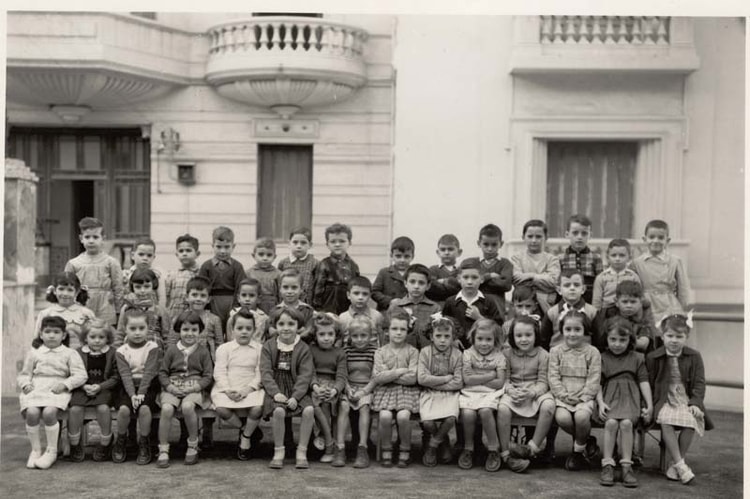 1952 - Ecole des 2 moulins 1952-1953 - Ecole des deux-moulins