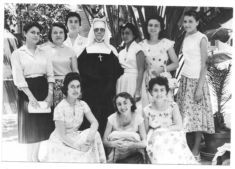 1957 - Cours commercial - Ecole des soeurs de la rue roland de bussy