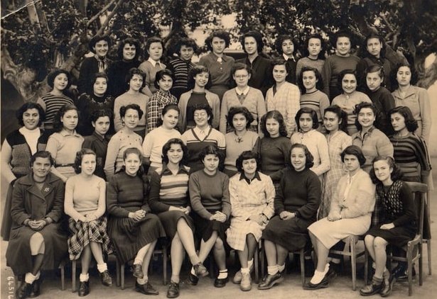 1952 - 1ère année CAP couture - Lycee lazerges