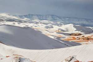 Algérie - Ain Safra et ses dunes de sable sous la neige !