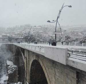 Constantine sous la neige