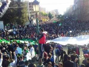 Tlemcen : Marche contre le 5eme Mandat de Bouteflika