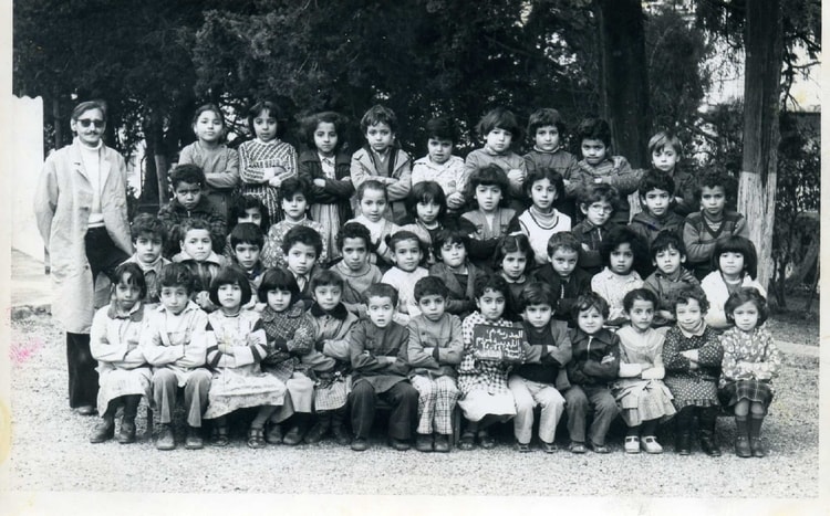 1981 - 2eme année primaire - Lala fatma nssoumer bois des pins
