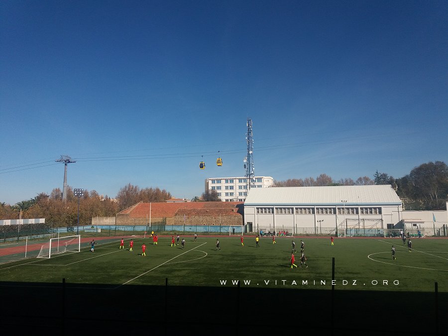 Nouveau téléphérique de Tlemcen au dessus du Stade des freres Zerga