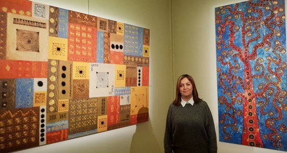Le “Dhikr pictural” d’Anissa Berkane s’invite au Centre culturel Algérien de Paris