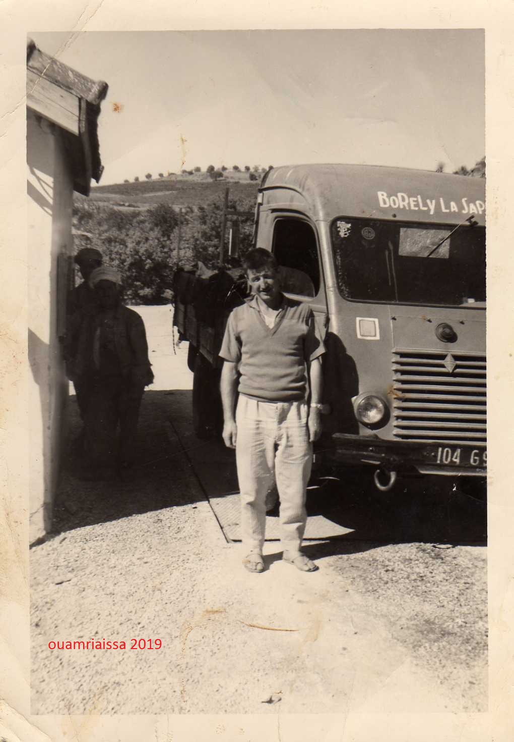 le premier maire de ouamri ex borely la sapie  1962