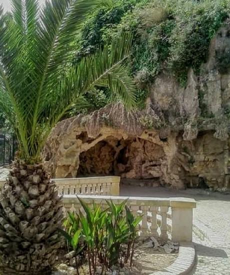 Les grottes, de la révélation à la création ibn khaldoun, cervantès et l’Algérie... !