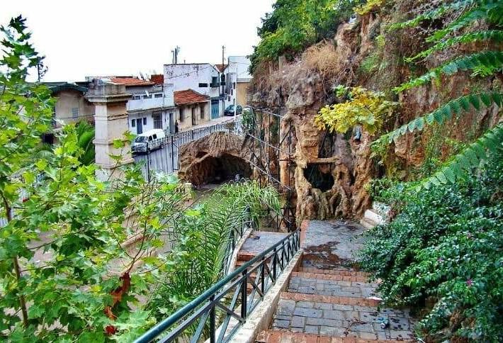Les grottes, de la révélation à la création ibn khaldoun, cervantès et l’Algérie... !