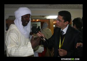 Le vocaliste du groupe El Ferda en interview avec Alger Chaine1