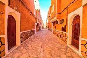 Ksar Tafilelt, utopie éco-citoyenne devenue réalité aux portes du Sahara... !