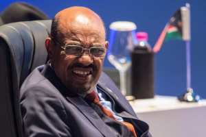 Le président soudanais Omar el-Béchir a été destitué et est actuellement détenu par l'armée, après 30 ans au pouvoir.