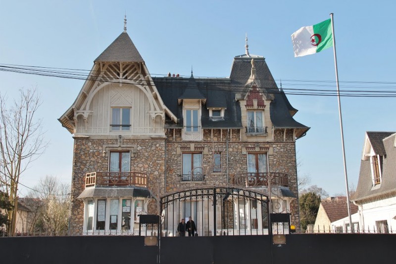 CONSULAT D’ALGÉRIE À PONTOISE