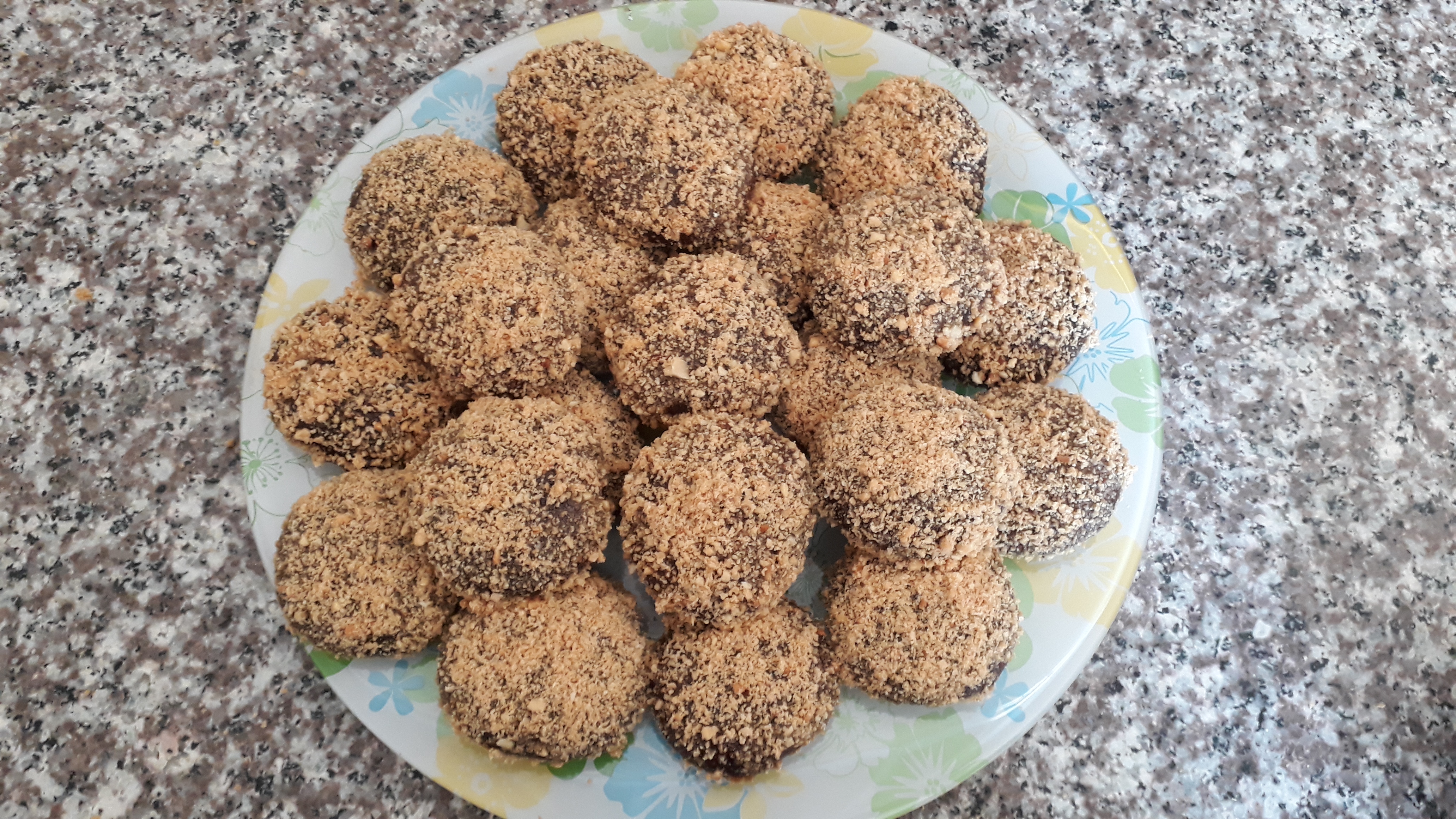 اسهل حلوة جافة بالكاكاو