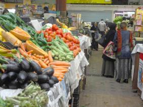 اسعار الخضر والفواكه تعرف ارتفاعا محسوسا في الآونة الاخيرة