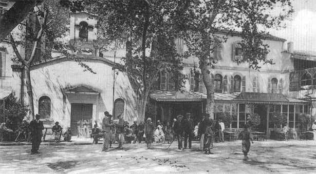 L'esplanade d'El Mechouar l'eglise est devenue le SIT