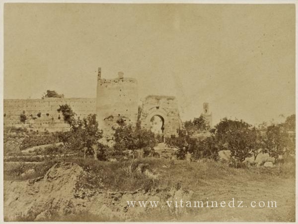 Porte d'Aghadir (Disparue) est ce Bab Errouah?