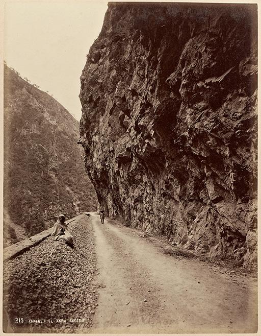 Chabet El Akra. La route (Photo rare)