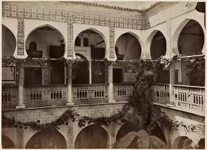 Alger. Ancien palais (musée actuel) (Photo rare)