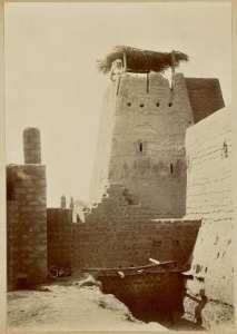 Timini. Cour de la casba (Photo rare)