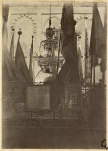 [intérieur d'une Zaouïa ou d'une mosquée à Touggourt ? El Oued ? ] (Photo rare)