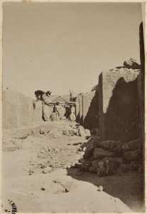 [Construction du Fort Lallemand par la colonne du capitaine Pujat à Hassi bel Héirane] (Photo rare)