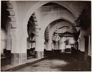 Intérieur de la mosquée El-Kébir - Alger (Photo rare)