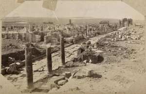 Ruines romaines Thamugadi. Voie triomphale (Photo rare)