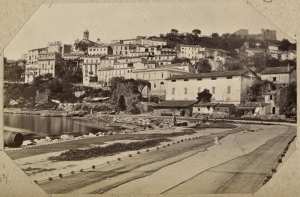 [Vue du port de Bougie du coté de la porte sarrazine] (Photo rare)