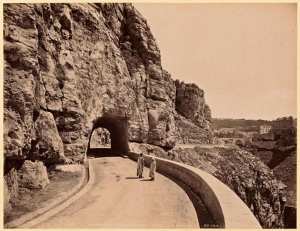 Constantine. Gorges du Rhummel. La route de la Corniche (Photo rare)