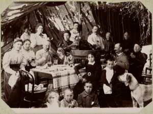 Un déjeuner chez le caïd Messaoud des Ouled el-Abbès (Photo rare)