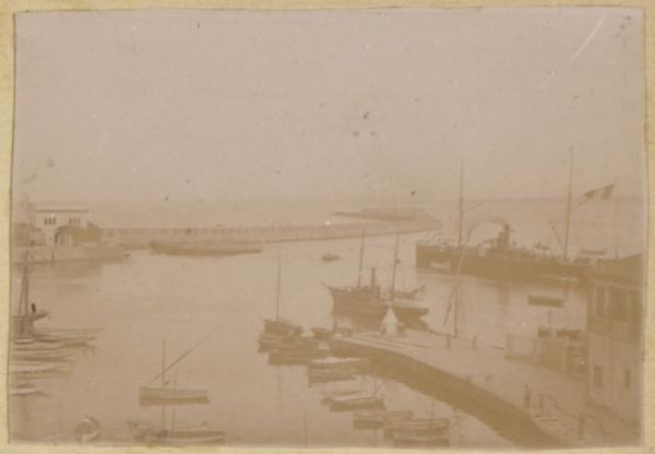[Alger]. Le port (Photo rare)