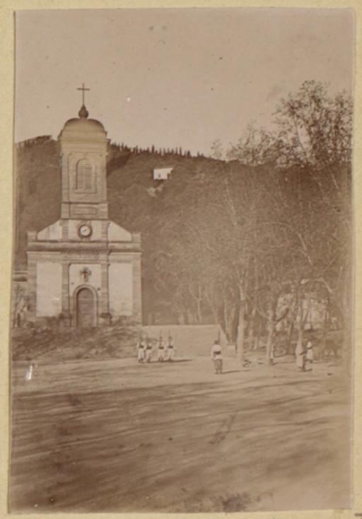 Dellys. Place de l'église (Photo rare)