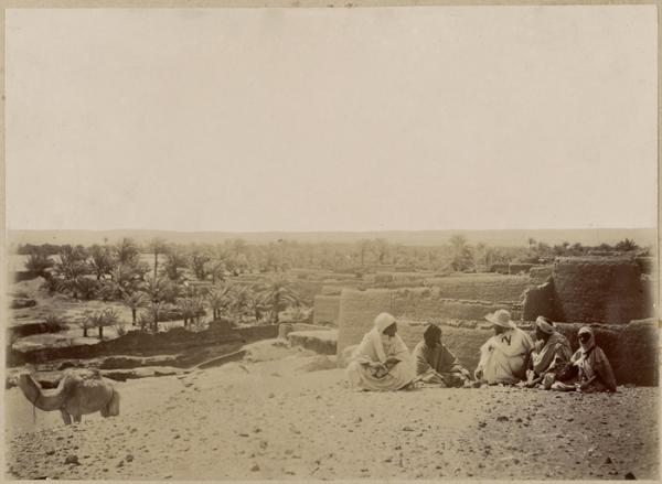 Taourirt. Ksar et oasis (Photo rare)