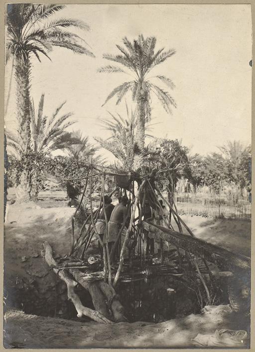 Puits du jardin d'Igli (Photo rare)