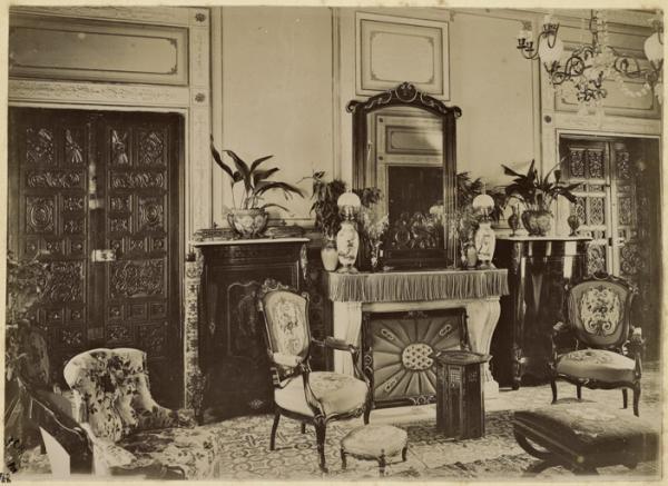 [Constantine. Palais du bey de Constantine, siège de la division militaire : appartements du chef de la division ? ] (Photo rare)