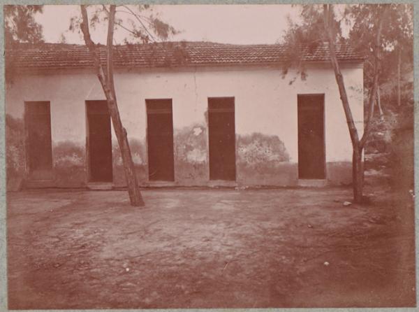 Noisy-les-Bains. Les cabines de bains (Photo rare)