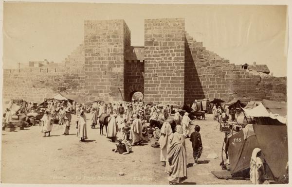 Tebessa. La porte de Salomon (Photo rare)