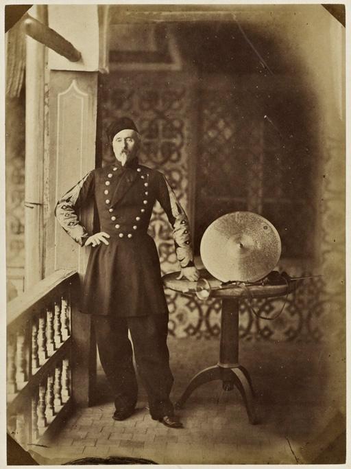 Le général de division Maissiat, commandant la province de Constantine (Photo rare)